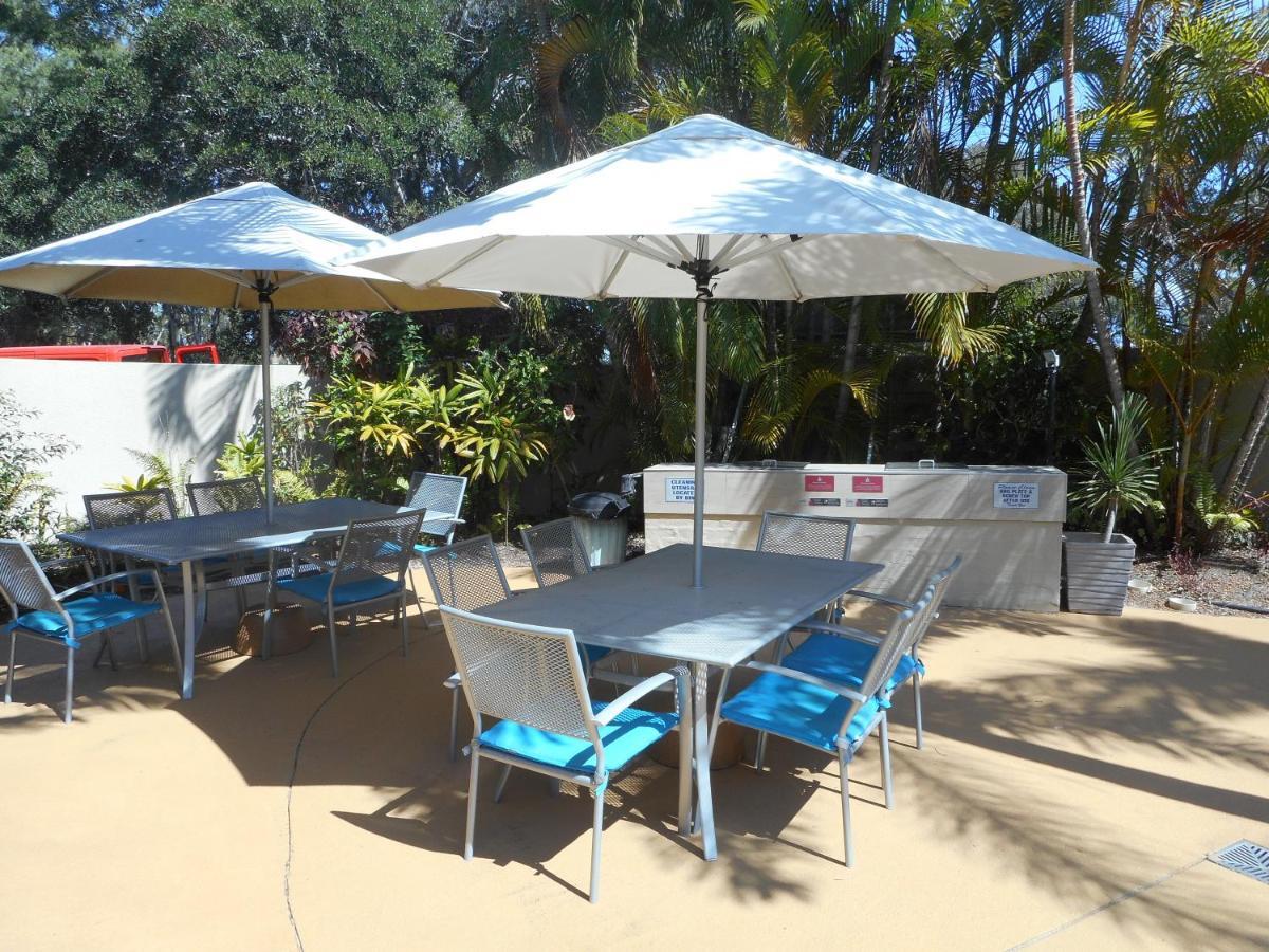 Placid Waters Holiday Apartments Bongaree Экстерьер фото